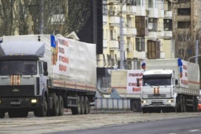 America delivers military aid to Ukrainian ultra-nationalists, while China delivers medical aid to Donbass refugees in Crimea