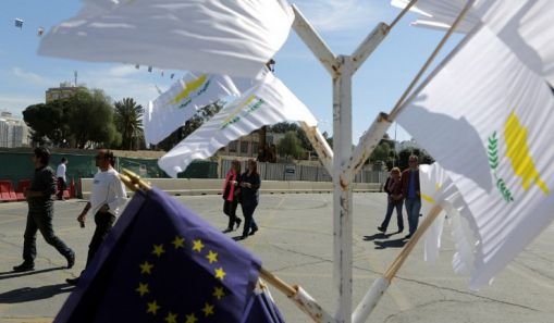 Political aspects of Cyprus crisis