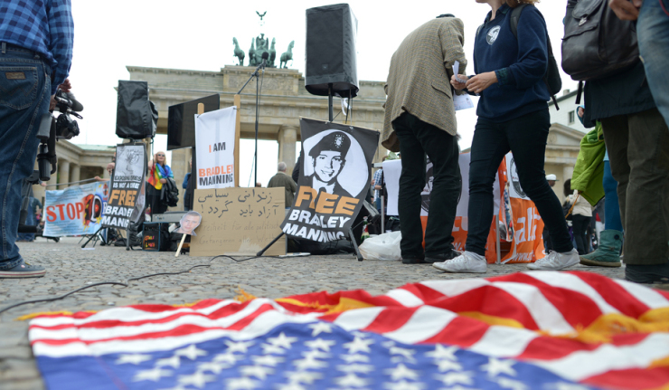Will Obama answer Manning’s letter and reduce his sentence?