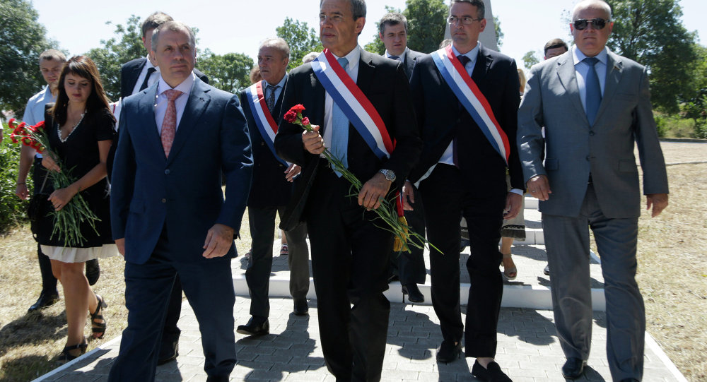French MPs `Put Paris Back in Its Place` by Visiting Crimea - French Media
