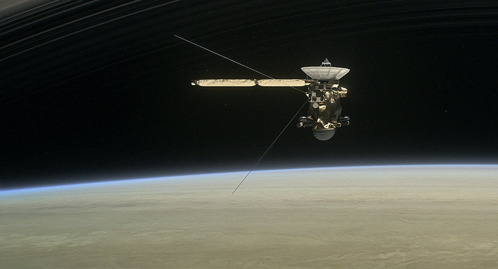 Cassini Spacecraft on Its Farewell Mission Into Saturn Atmosphere (VIDEO)