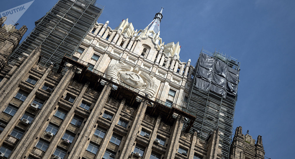 Moscow to Further Examine US Decision to Limit Issuing Visas to Russians