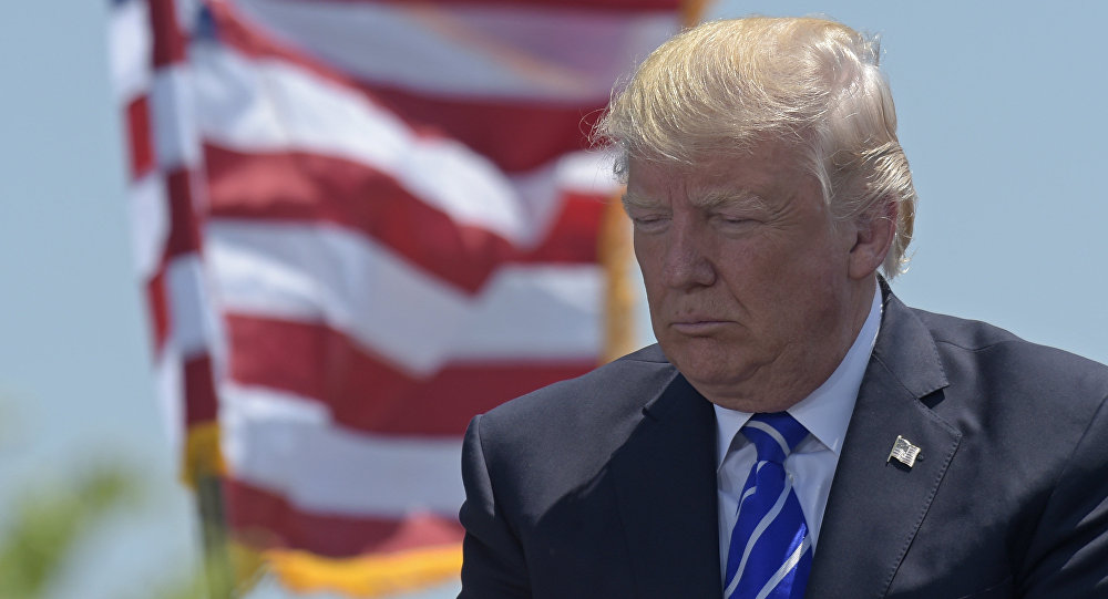 Trump Under Siege: US Media Prevents Russian Rapprochement With Constant Attacks