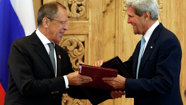 Lavrov, Kerry Hope to Hold Syria Conference in Mid-November