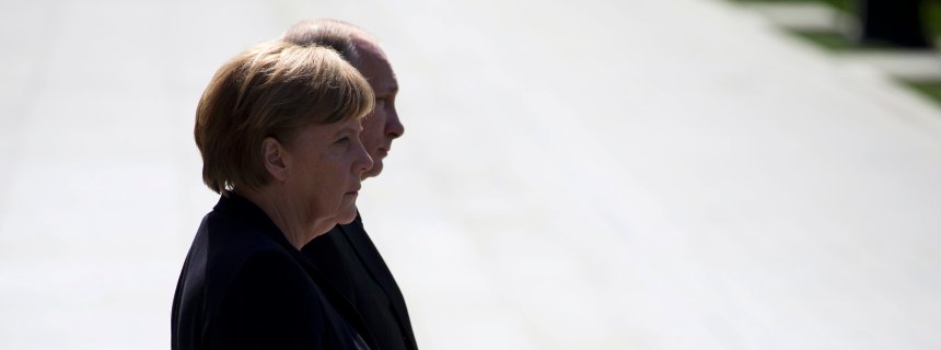 Step-by-Step Rapprochement: Germany Considers Easing of Russia Sanctions