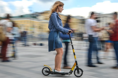 Moscow introduces museum tours by scooter